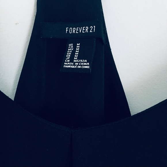 Forever 21 black A-line dress. Size M - Picture 3 of 3
